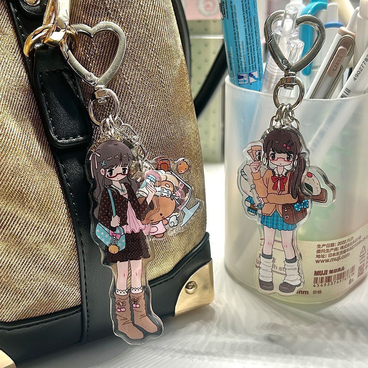 Cute Girl Aesthetic Acrylic Ph - Phone Accessories Hanging recension och pris