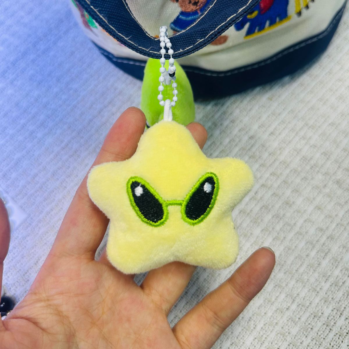Alien Star Plush Bag Pendant K - Phone Accessories Hanging recension och pris